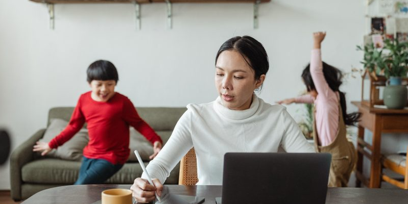 Orange s’engage pour décrypter et accompagner les usages numériques de vos enfants
