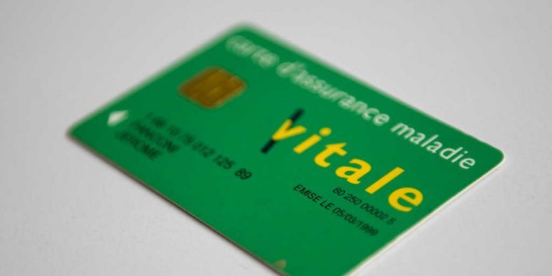 Attention aux arnaques sms à la carte vitale