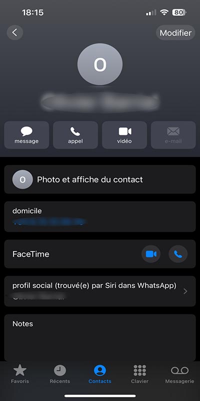 1ère étape : Démarrer un appel via l’application Téléphone.